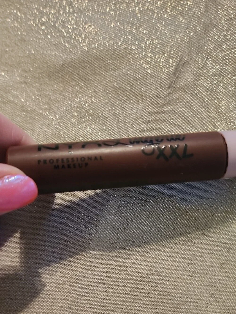 NYX mascara brown